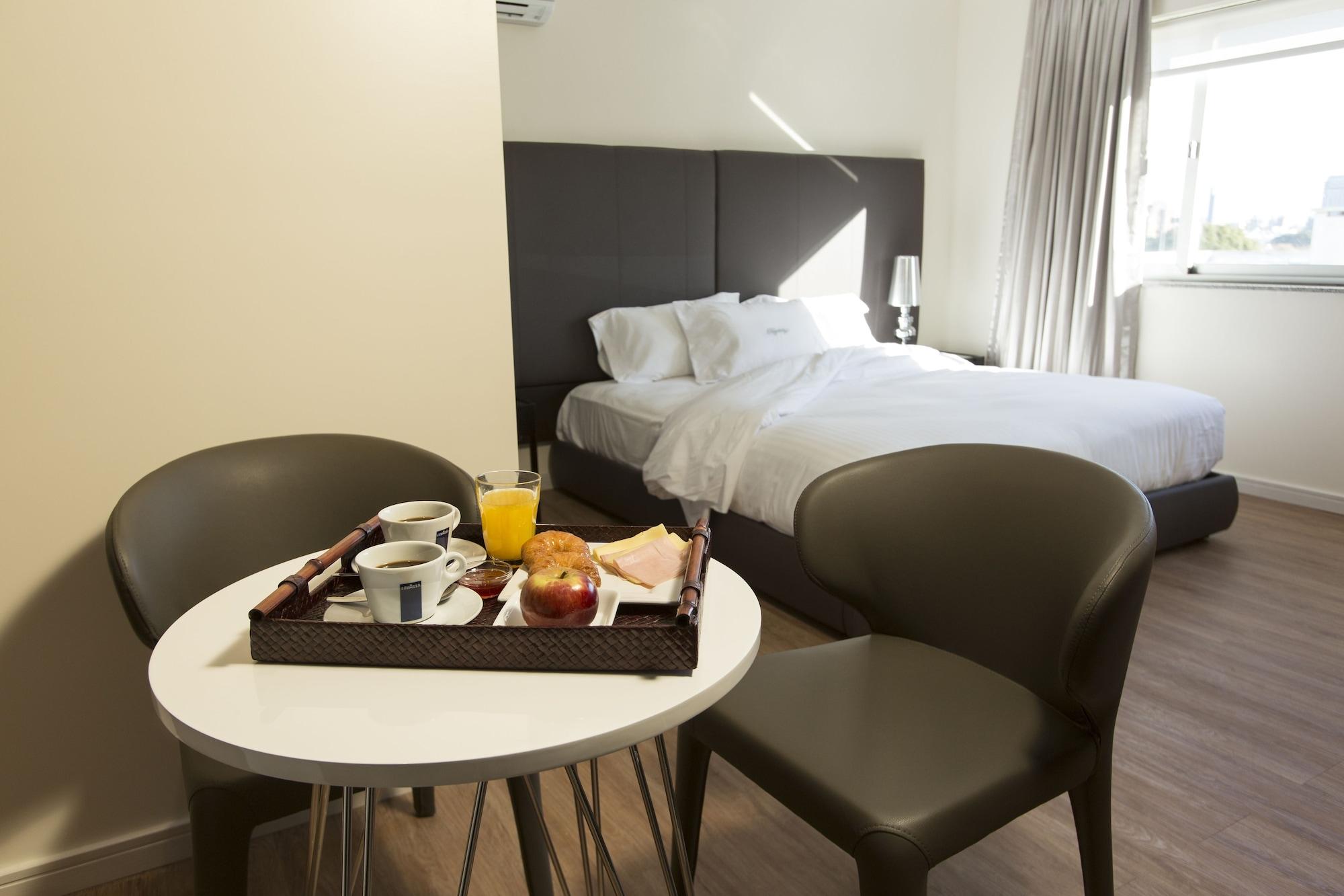Regency Way Montevideo Hotel Esterno foto