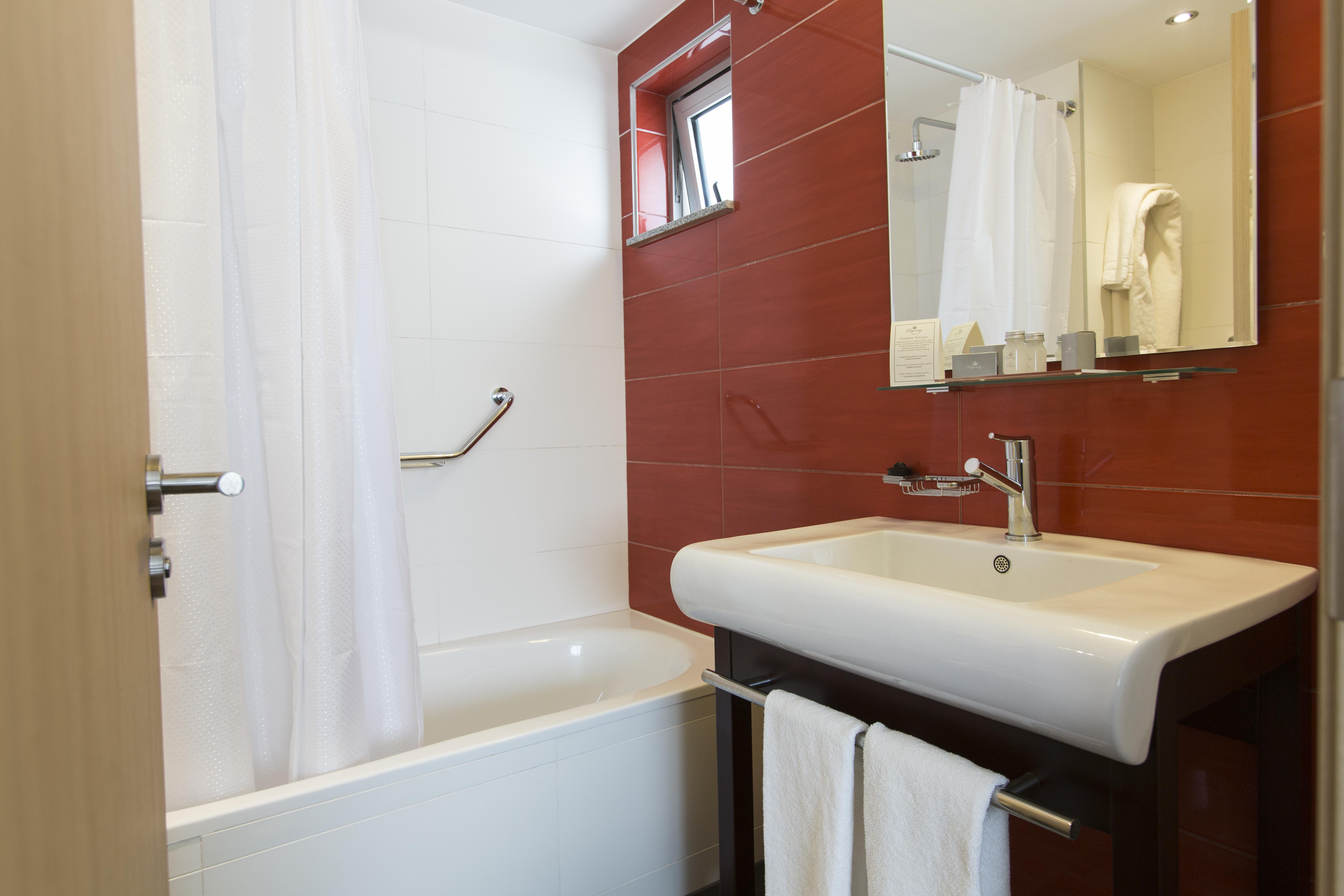 Regency Way Montevideo Hotel Esterno foto