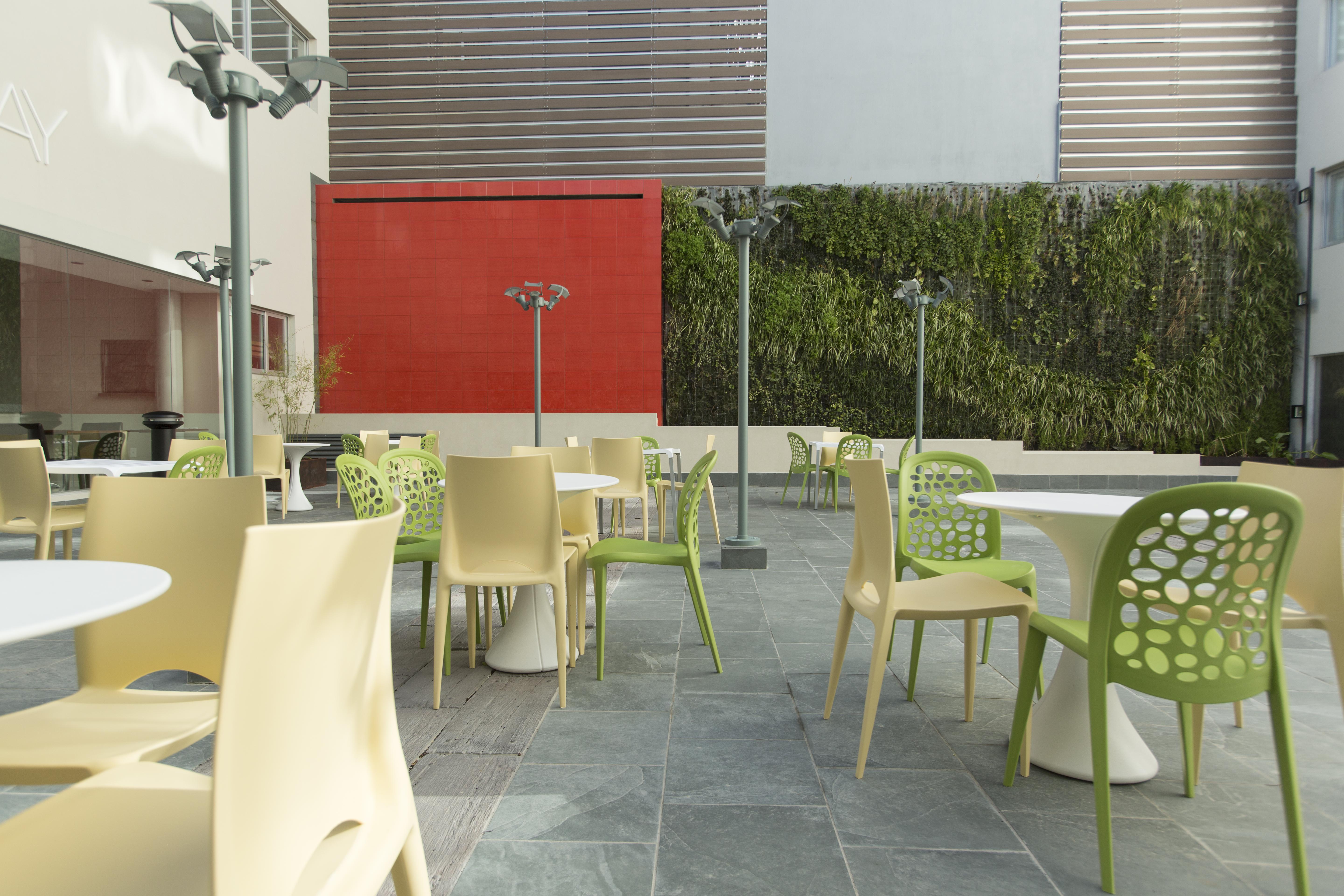 Regency Way Montevideo Hotel Esterno foto